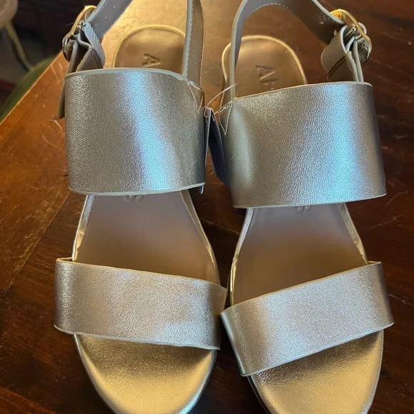 Gold Block Aerosoles - Picture 3 of 6